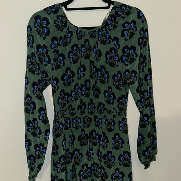 BODEN Gather Raglan MIDI Dress in Amazon Green Carnation - Picture 4 of 8